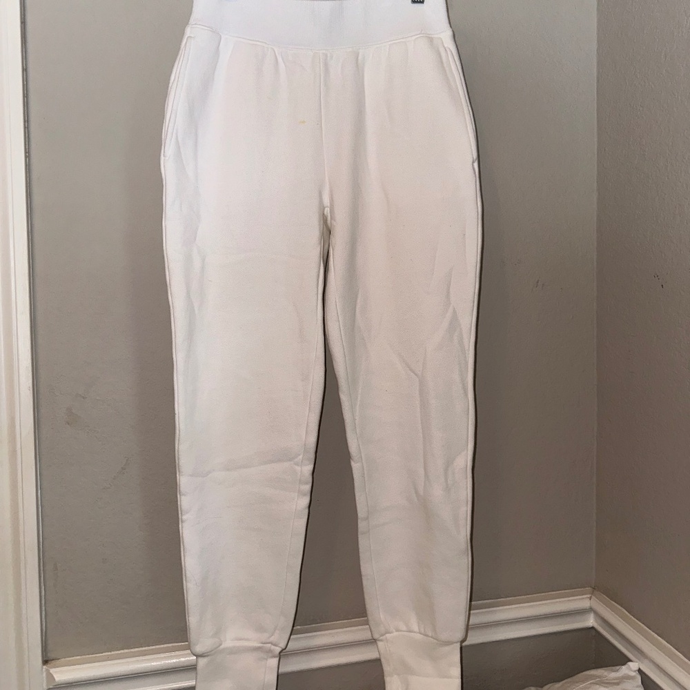 Aritzia TNA Fleece Sweatpants in White  XS